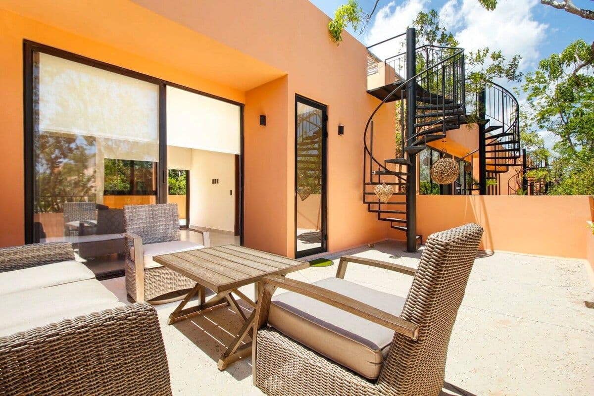 Bright Serenity Escape - Image 23