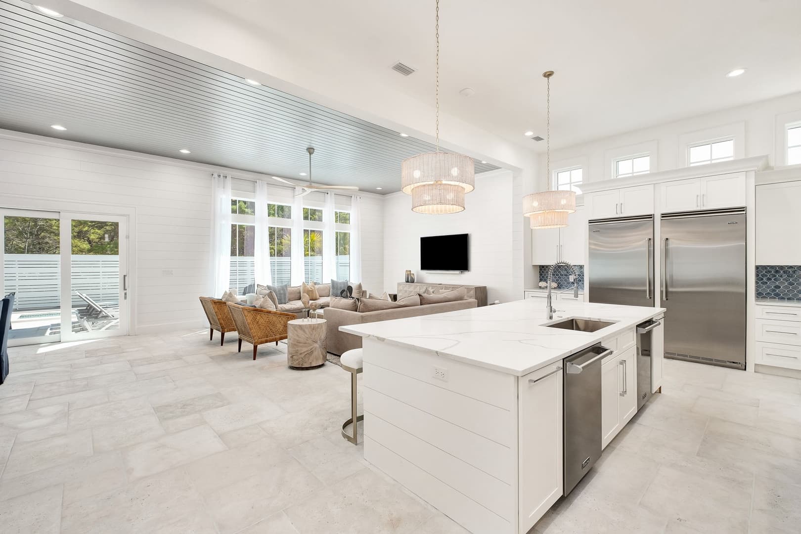 Oz by The Sea - Image 13