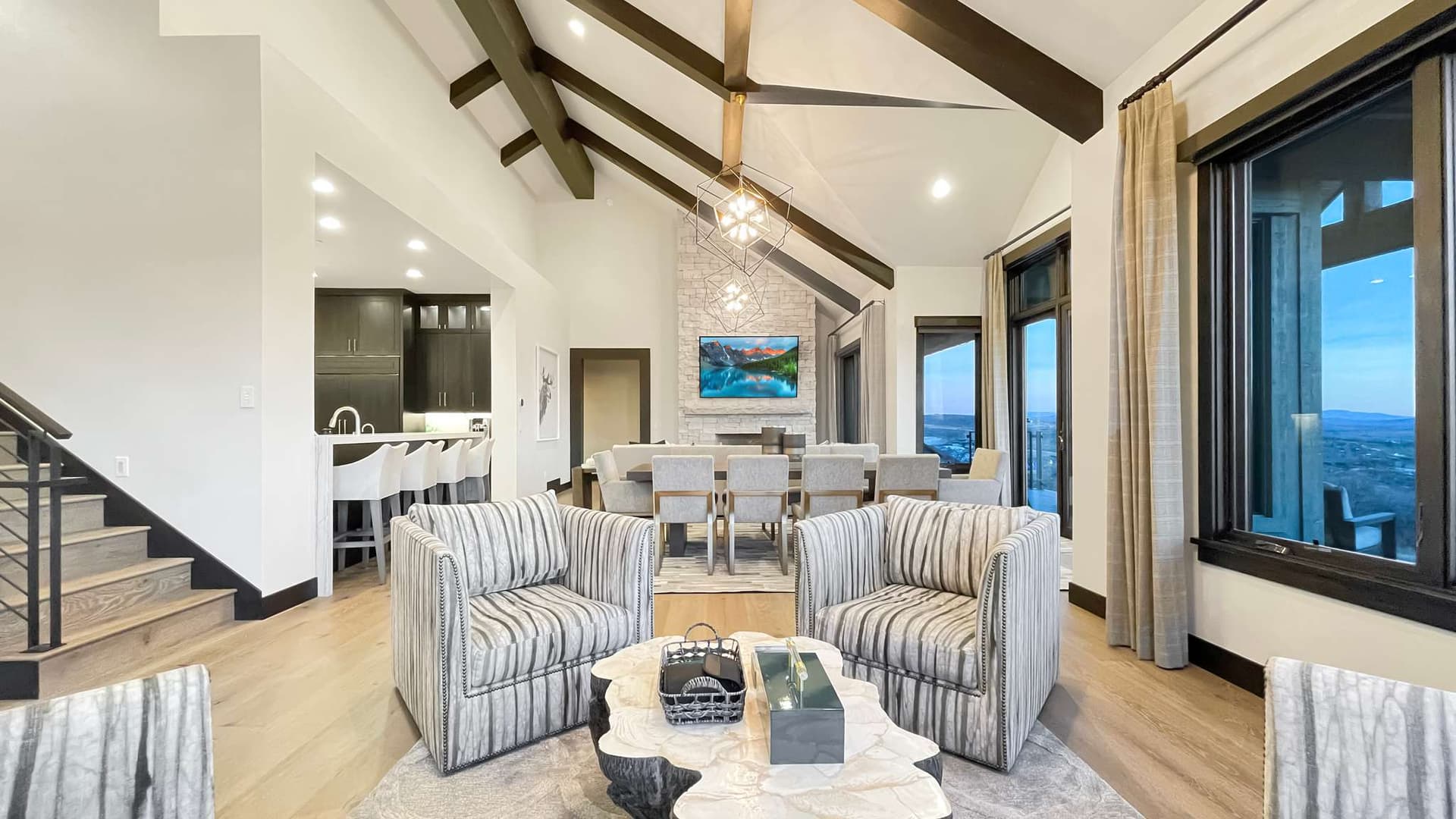 Grande Vistas Estate - Image 4