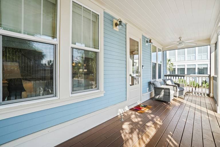 Blue Whale Bungalow - Image 3