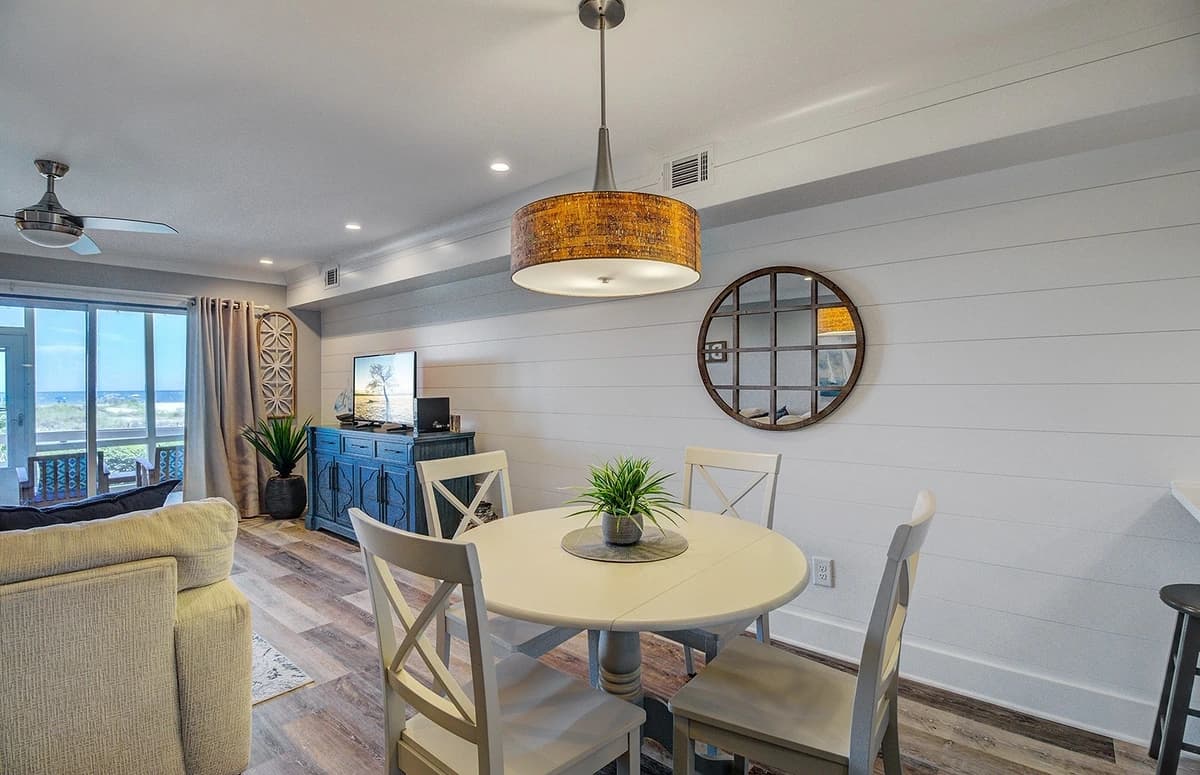 Mariners Walk #11B - Image 6