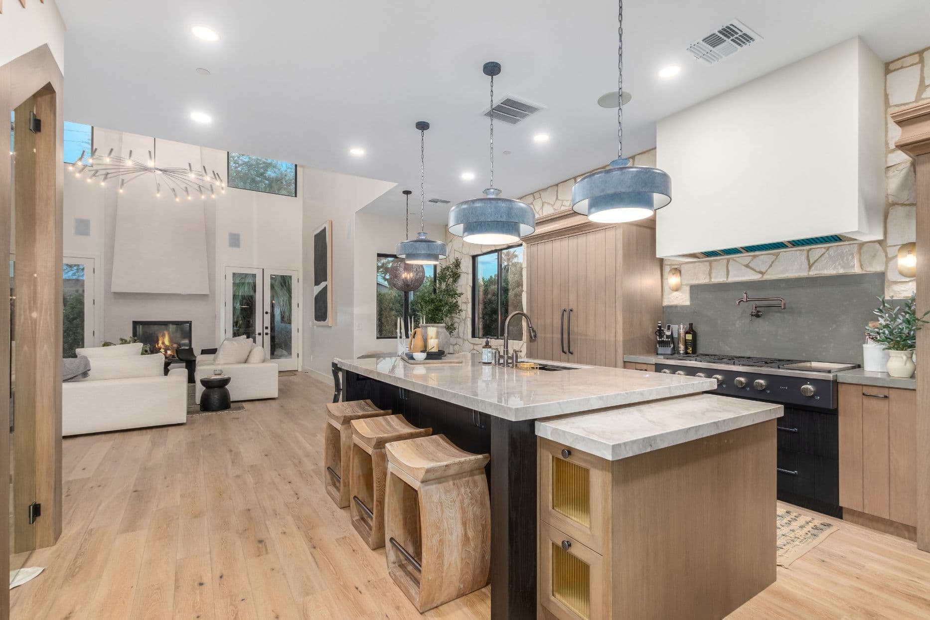 Stonewood Manor - Image 5