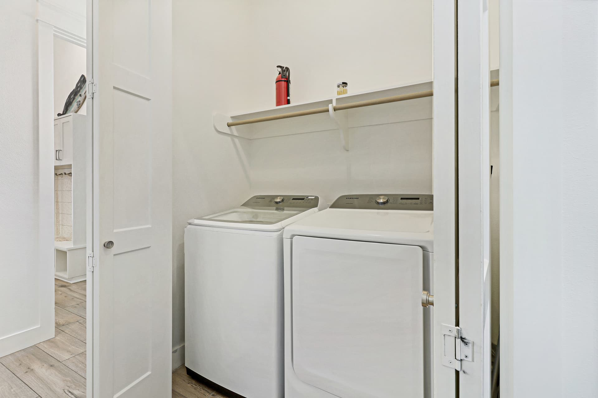 Pelican's Perch - Image 19