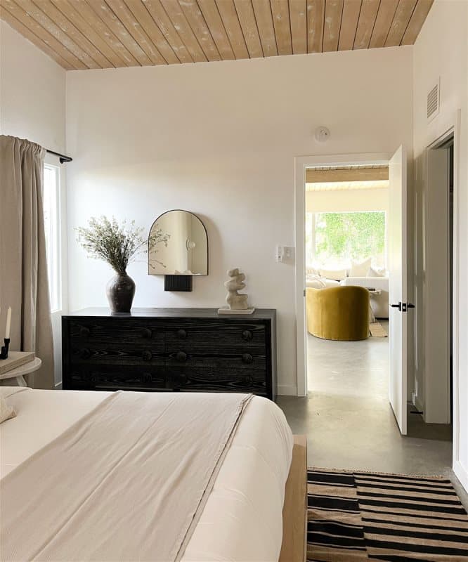 Farrell Mid-Century - Image 19