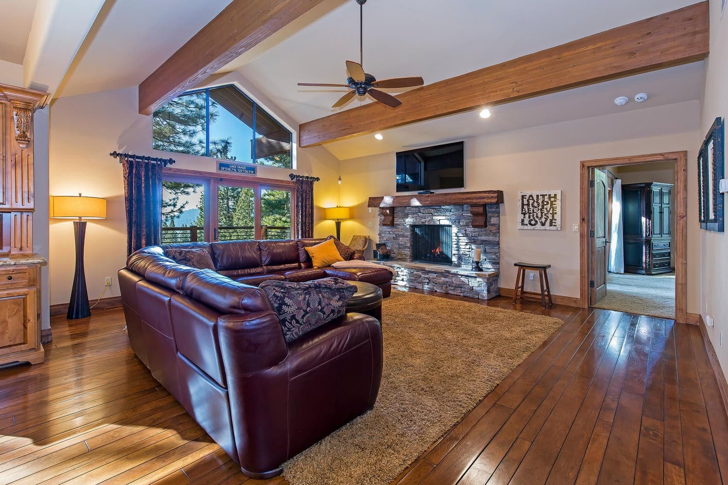 Lariat House - Image 4