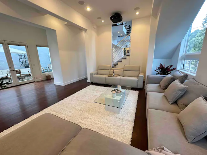 Beverly Haven Home  - Image 5