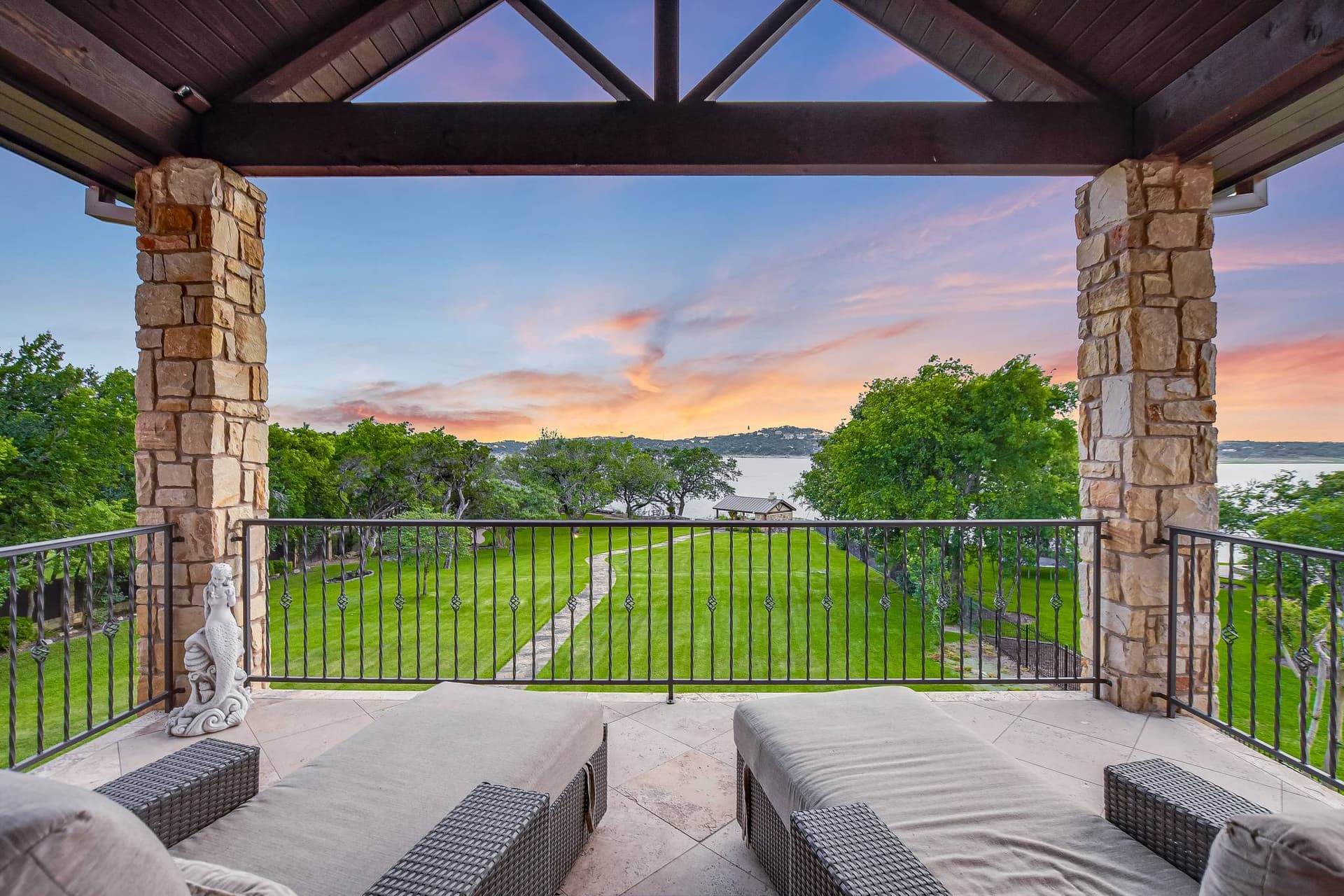 Sunset Point on Lake Travis - Image 42