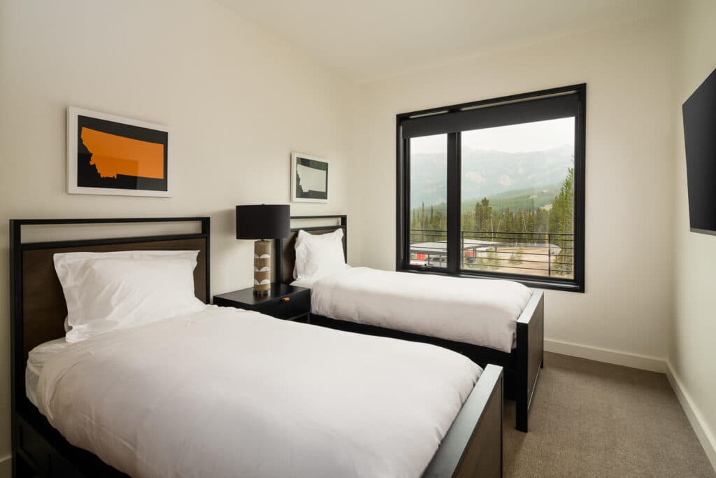 Lakelodge Home - Image 9