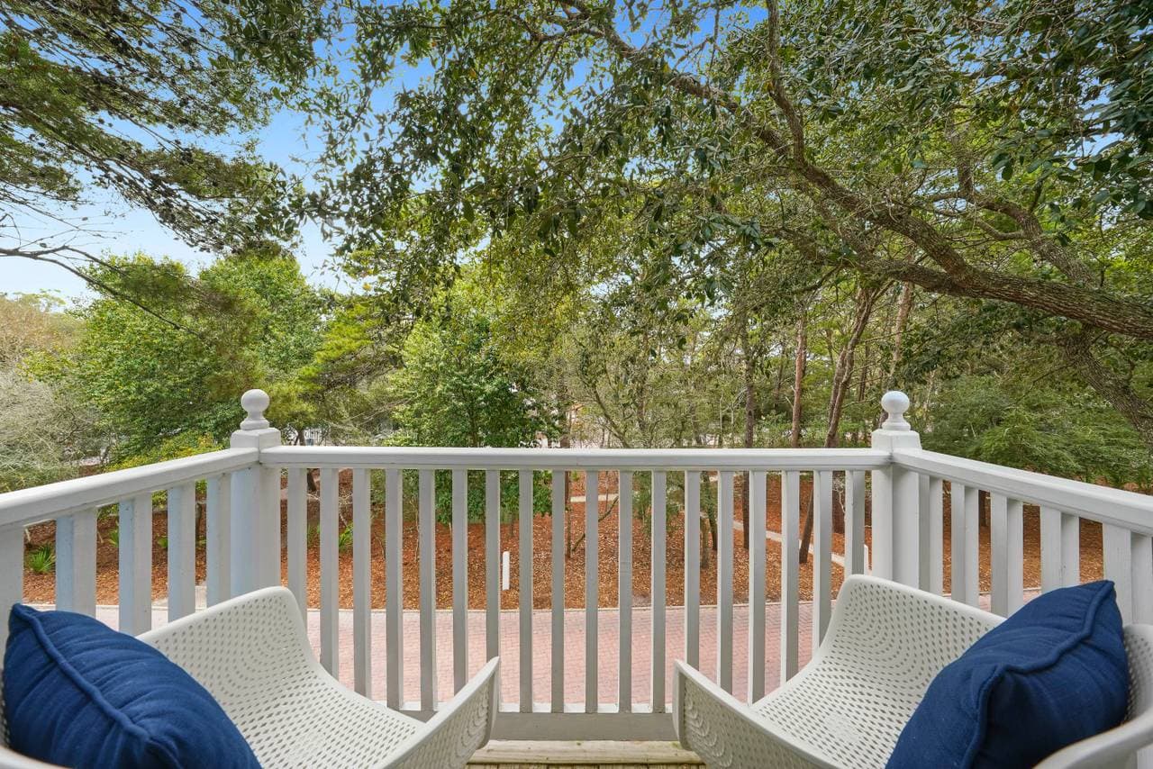 Little Lodge - Image 27