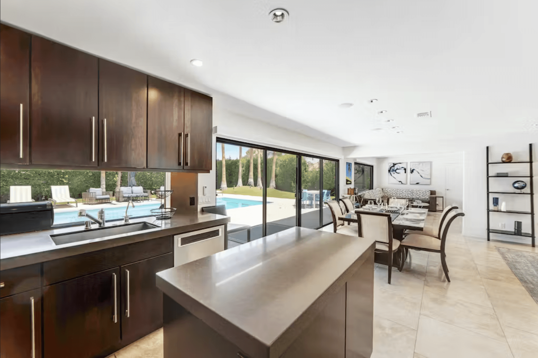 Sunsets on Sierra Home - Image 7