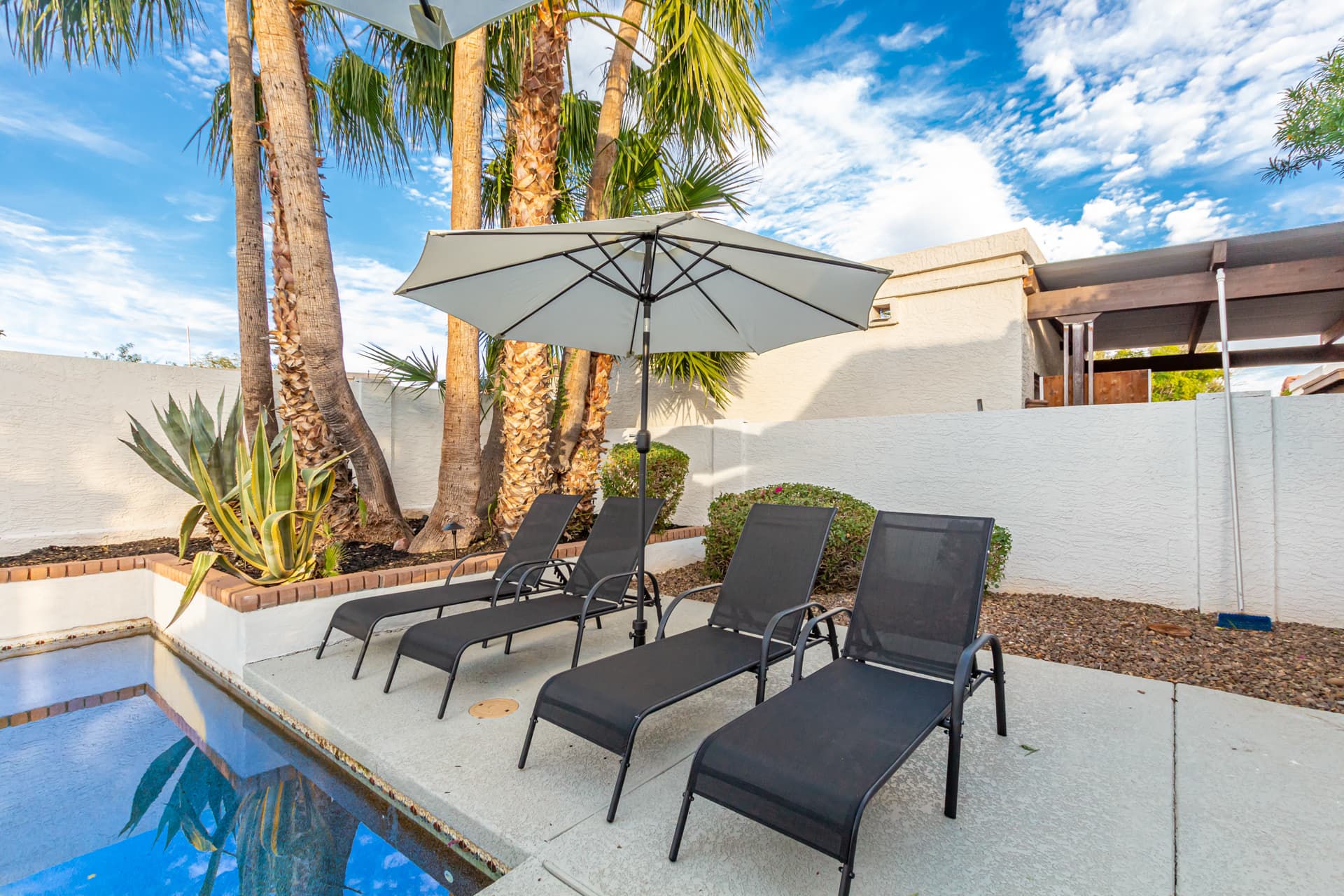 Modern Retreat - Image 37