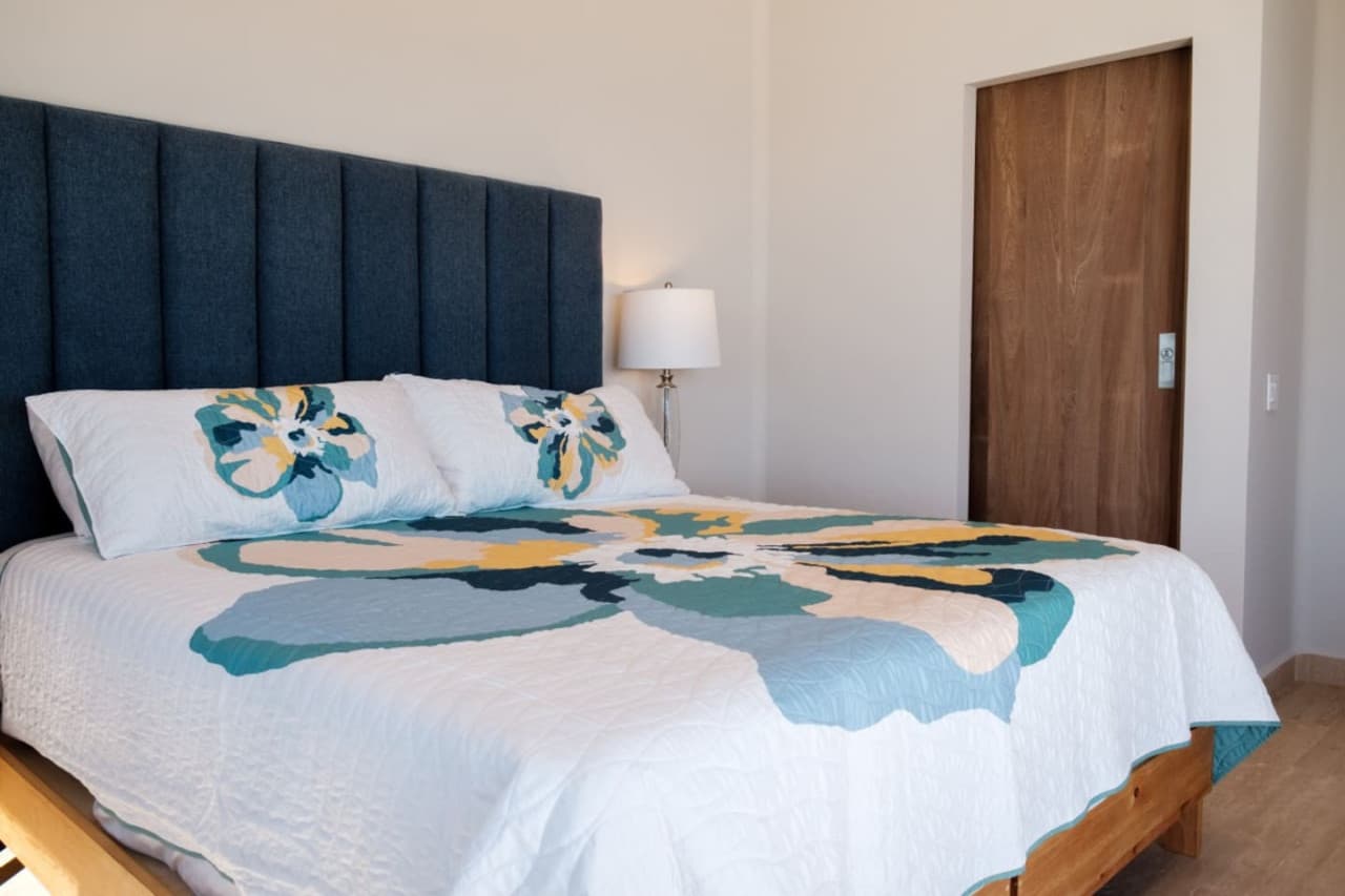 Azure Horizons - Image 12