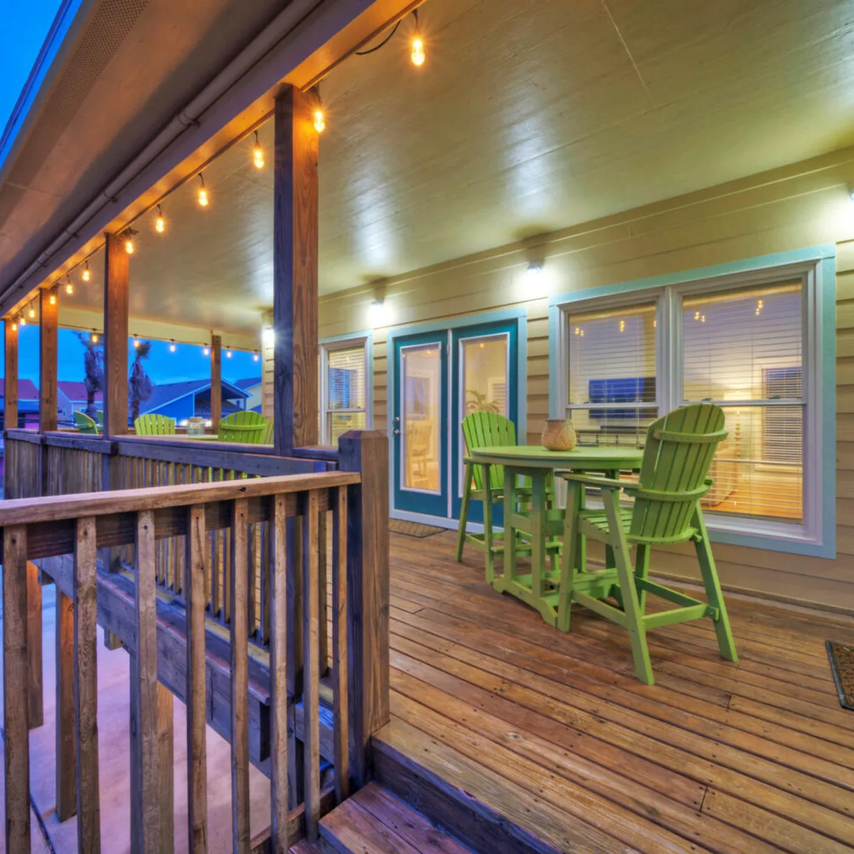 Moxy's Beach House - Image 79