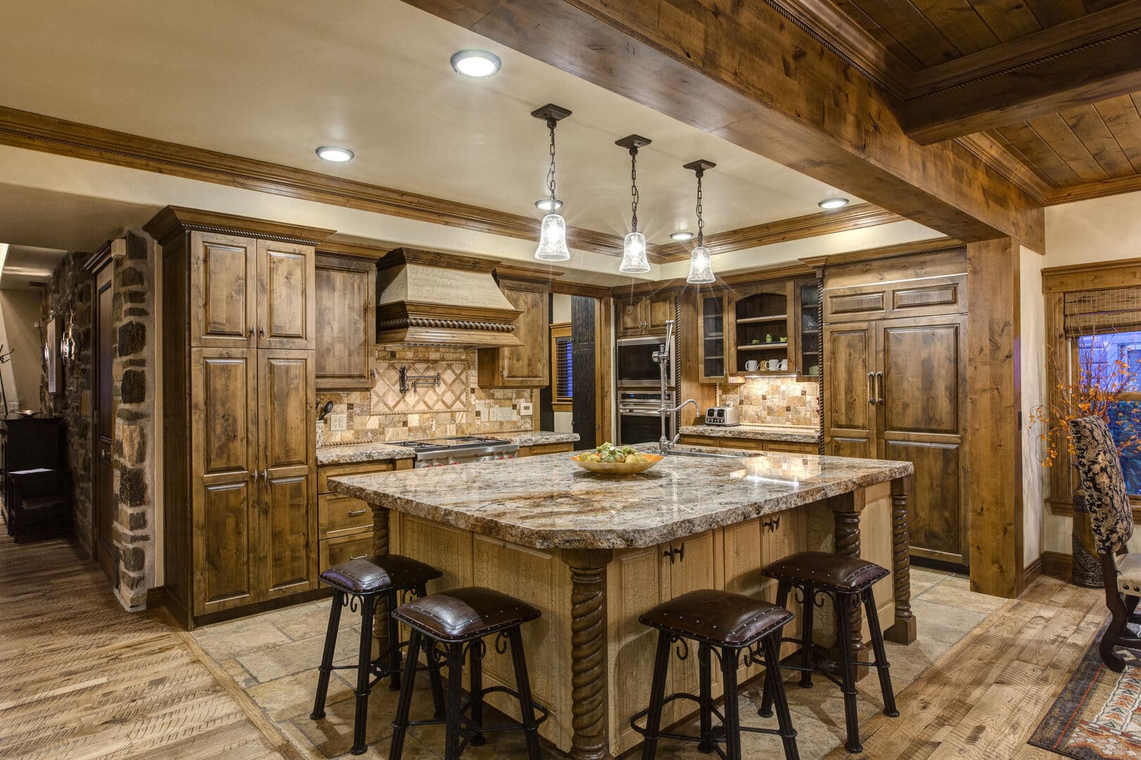 Daly Canyon House - Image 7