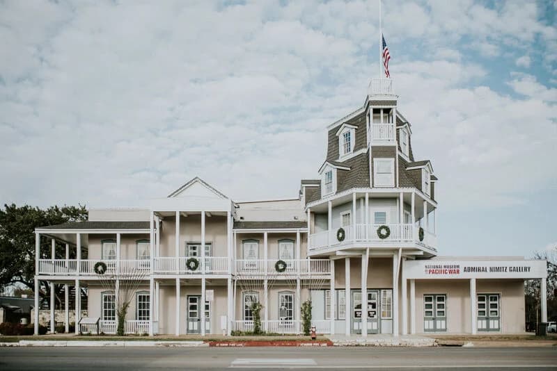 Lavender Suite - Image 10