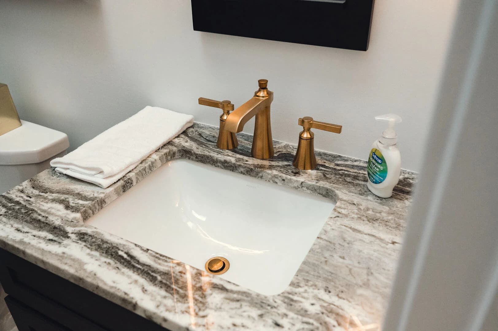 Forks River Haus - Image 26