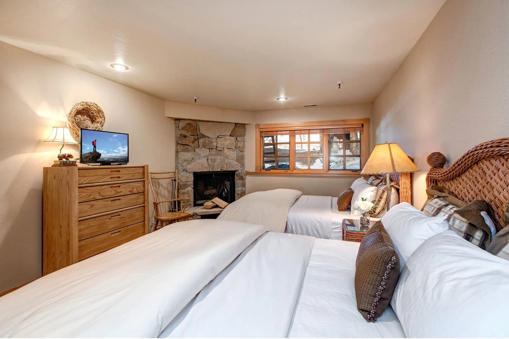 Cache in D.V. - Image 37