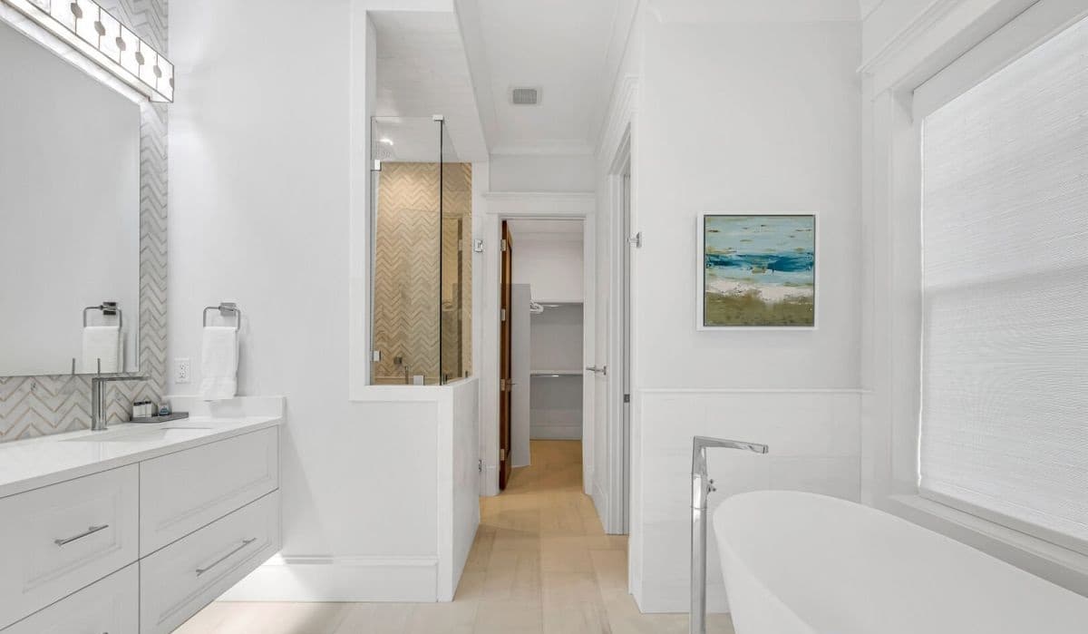 Sapphire Shores - Image 49