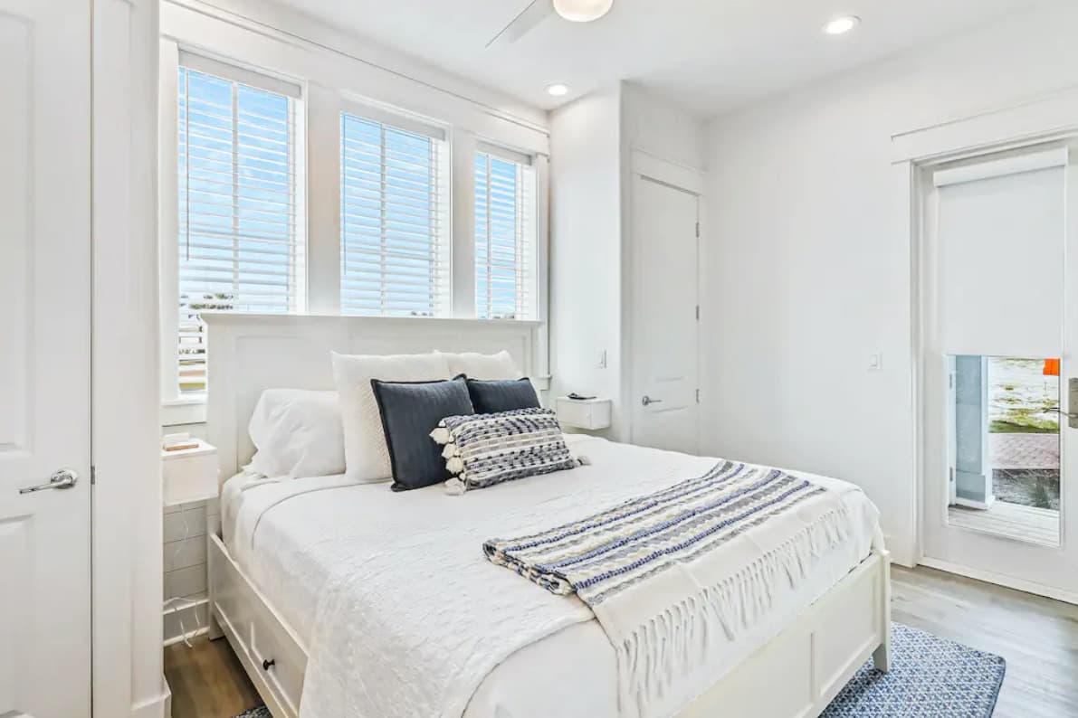 Sunrise At Anchor - Image 18