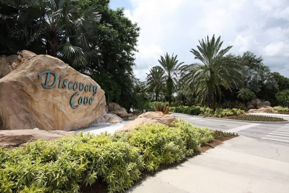 Cay Comfort Suite - Image 53