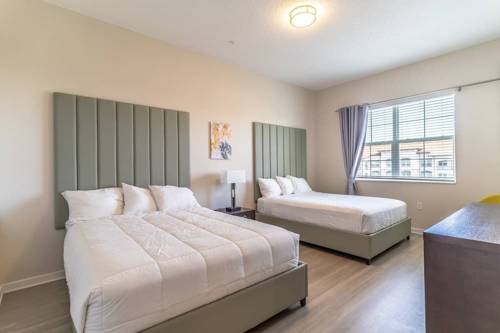 Cay Comfort Suite - Image 18