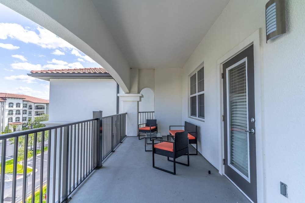 Cay Comfort Suite - Image 28