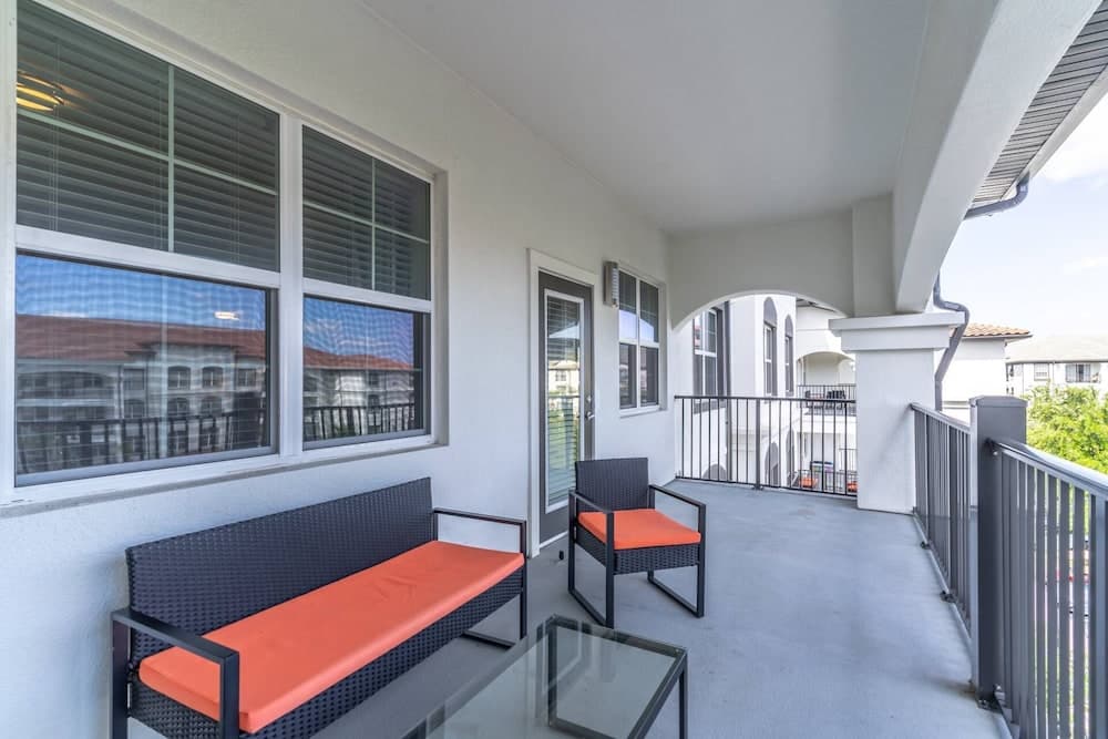 Cay Comfort Suite - Image 29