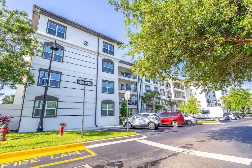 Cay Comfort Suite - Image 31