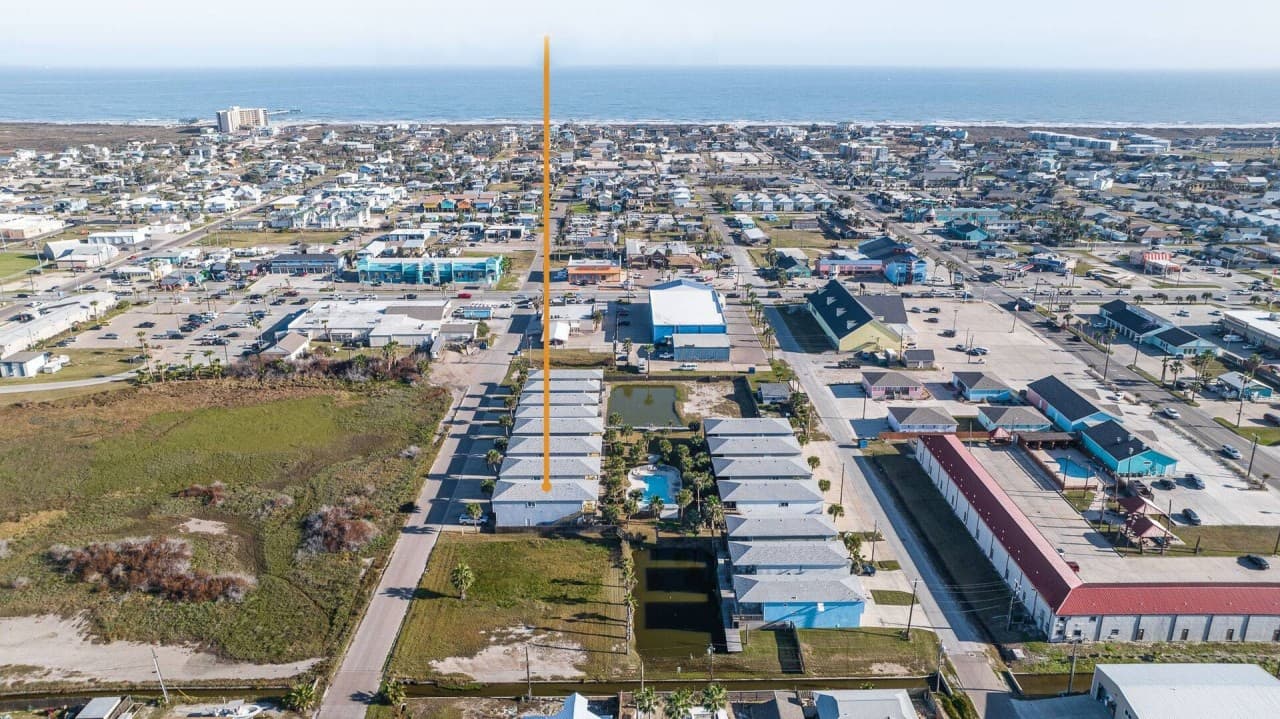 Wave on Wave Place - Image 32