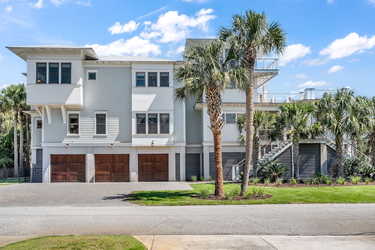 Shore Thing - Image 93