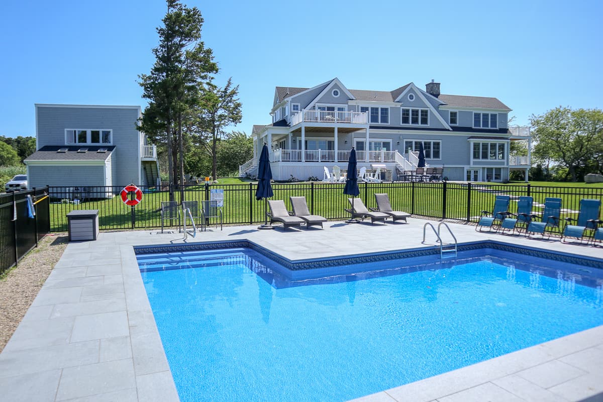 Quivett Compound  - Image 2