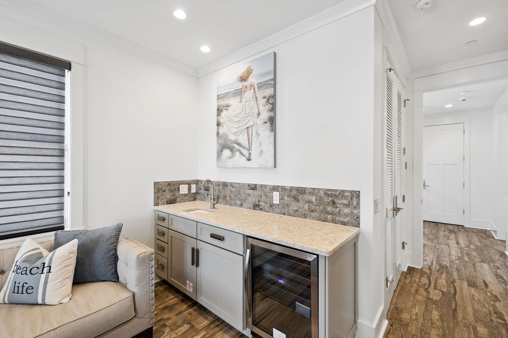 Emerald Breeze - Image 43