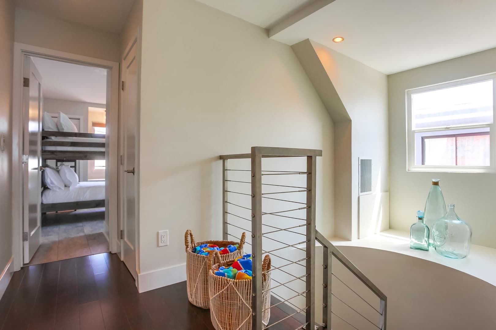 Ocean Watch Home - Image 11