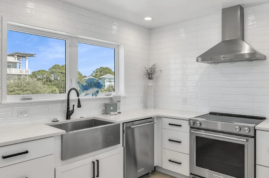 Beach Music - Image 9