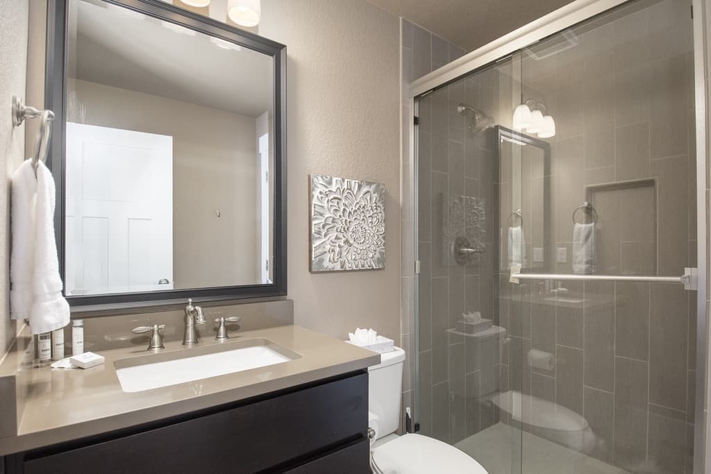 Sunset Summit Townhome - Image 26