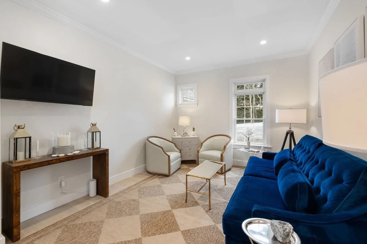 Hydrangea Hideaway - Image 11