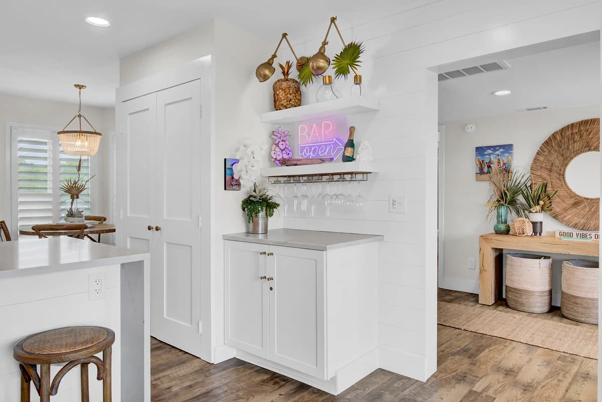 Port O Call #303D - Image 17