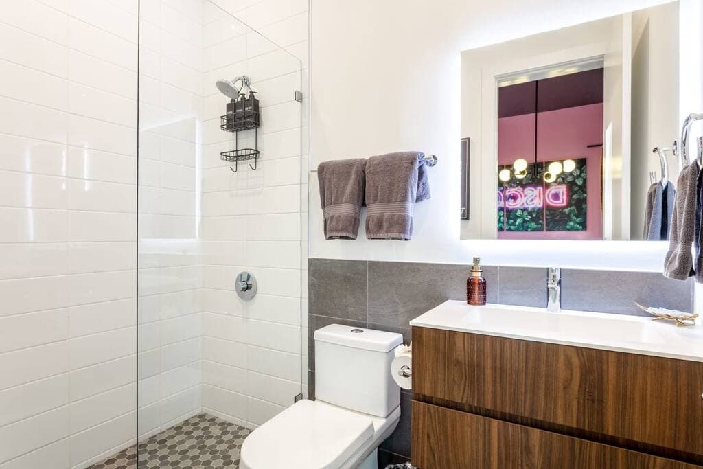 Fun at South 1st Street - Image 32