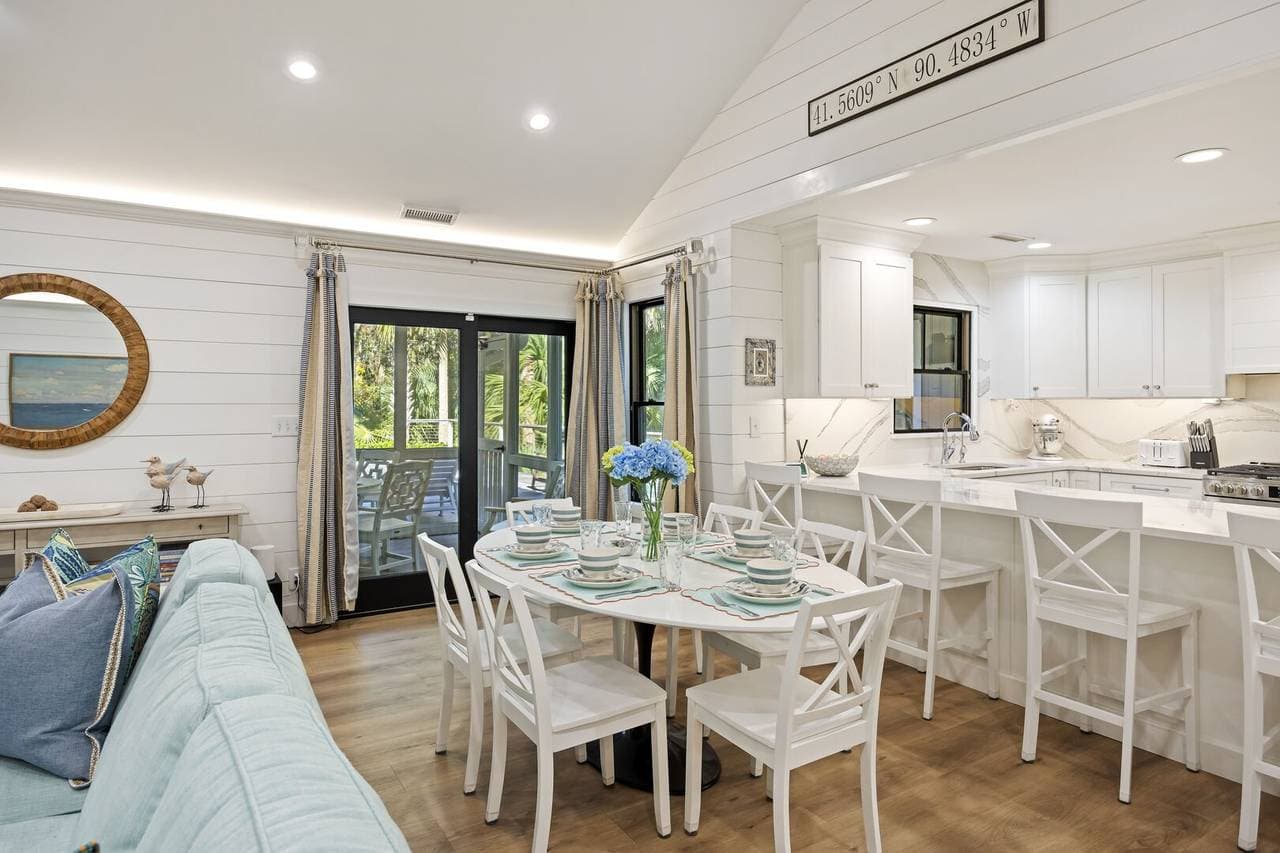 Beach Days on Conifer - Image 14