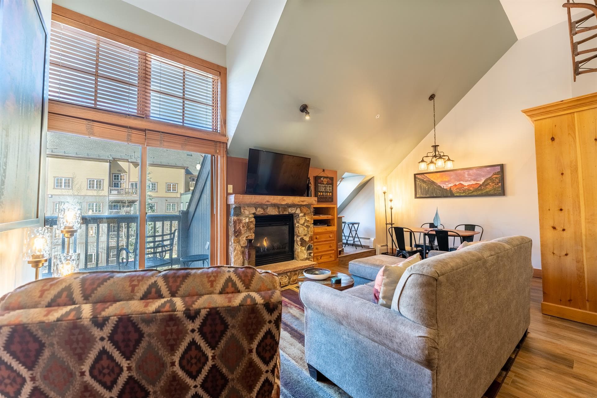 Expedition Station Residence - Image 13