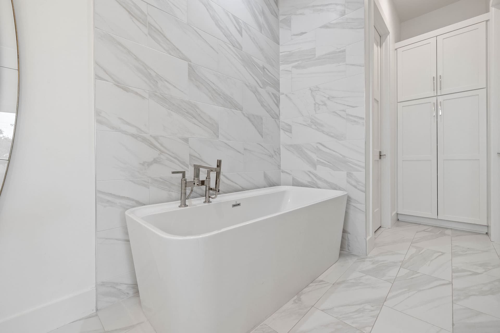 Eyes on Sunrise - Image 52