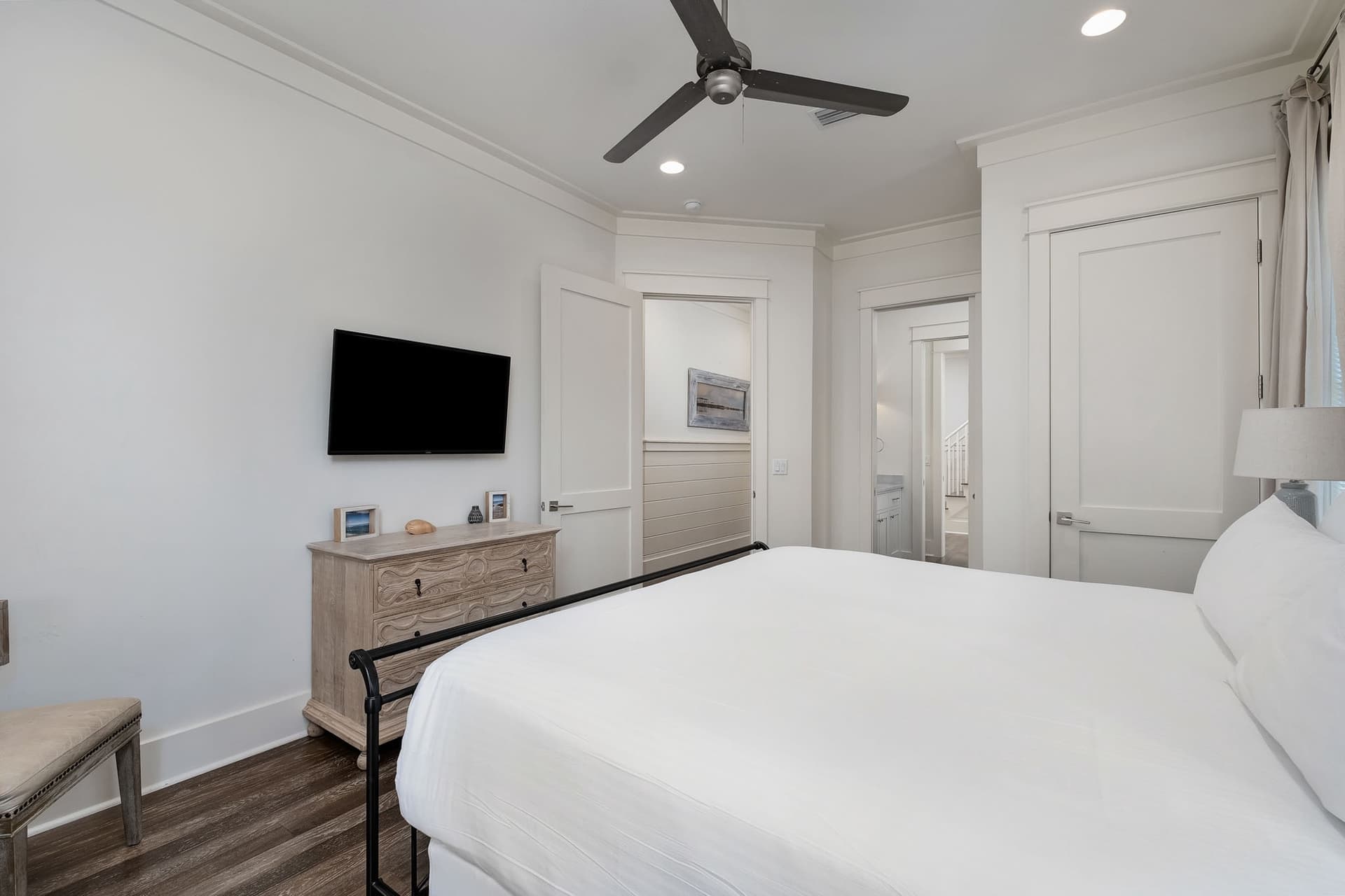 Magnolia Way - Image 27