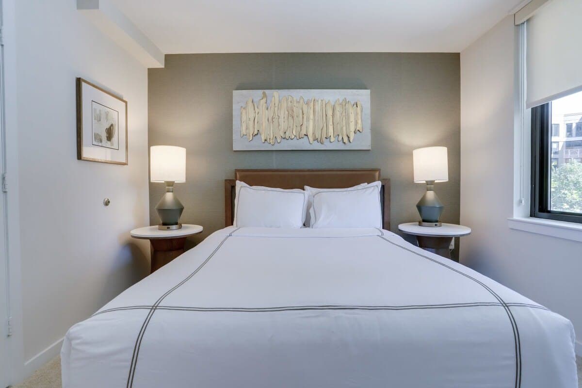 White Stone Residence - Image 12