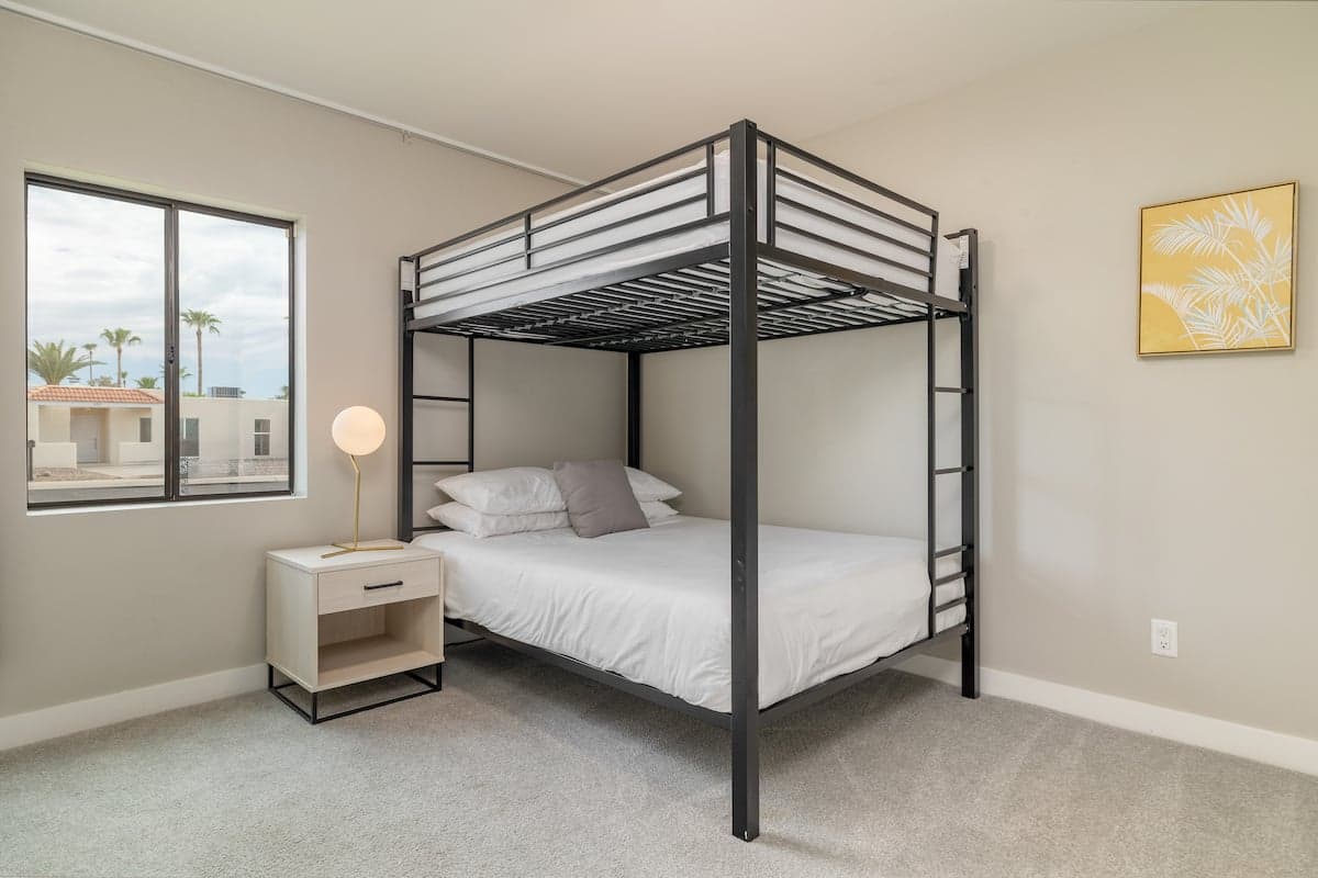 White Agate - Image 25