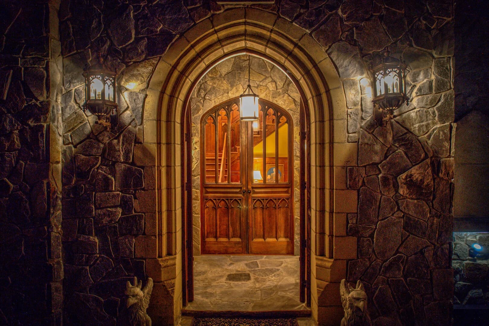 The Castle at Valle Crucis - Image 5