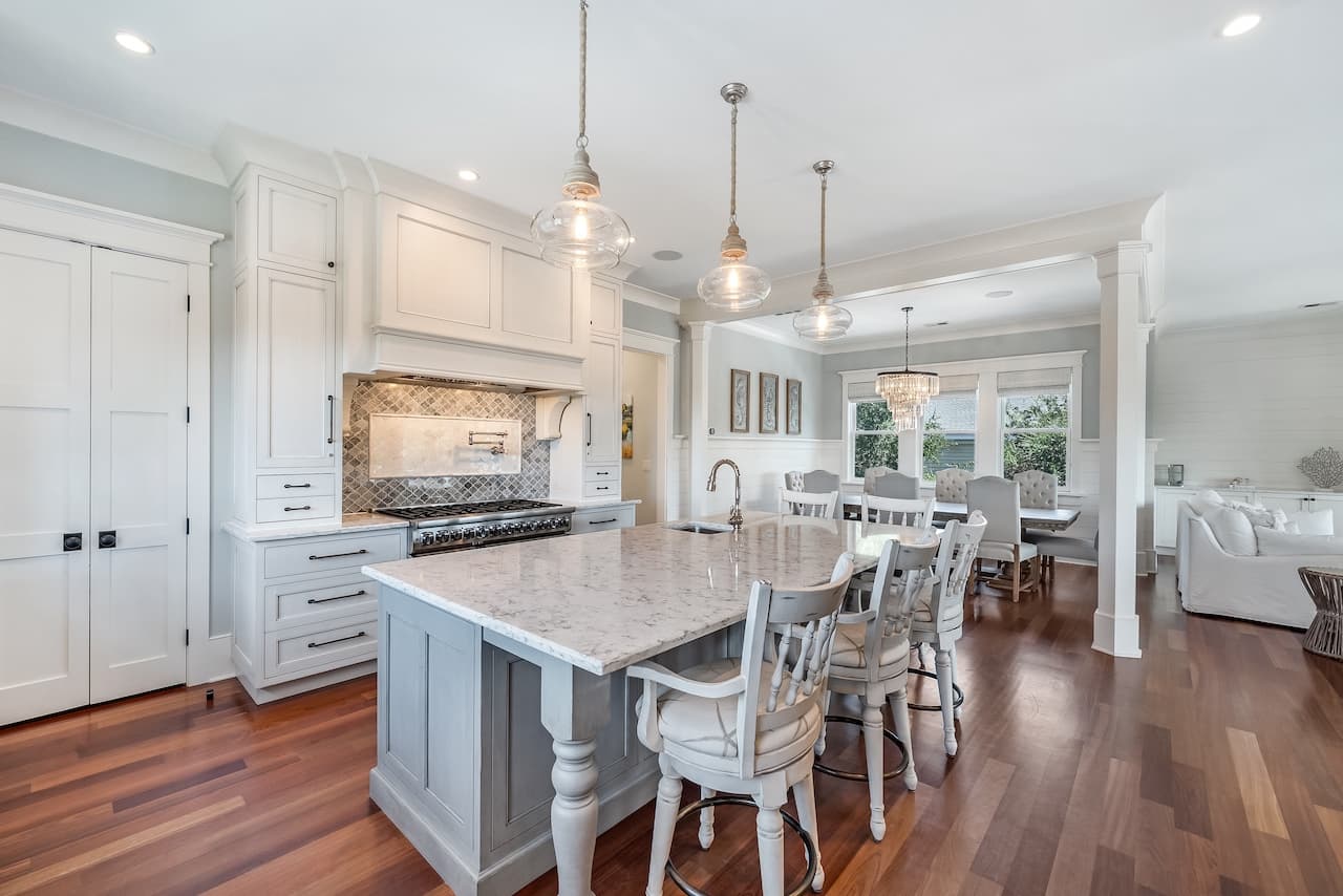 Shore Thing - Image 2