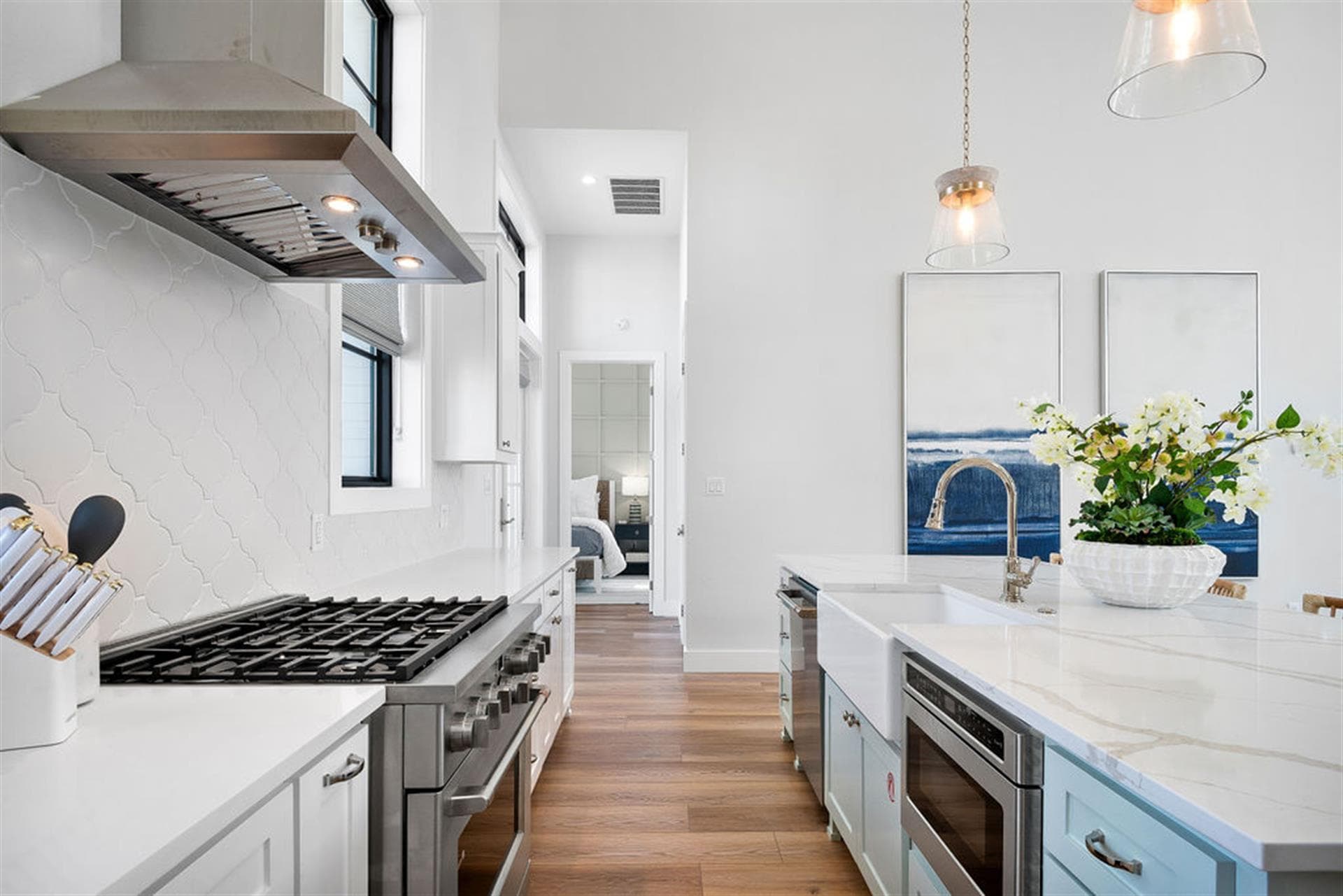 Coastal Belle - Image 8