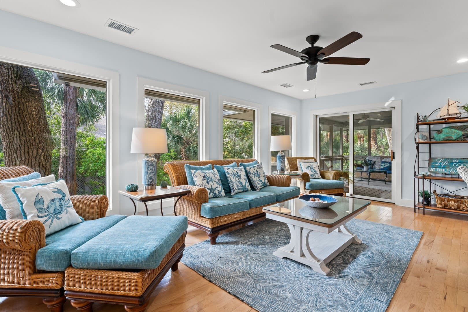 Tropical Retreat - Image 31