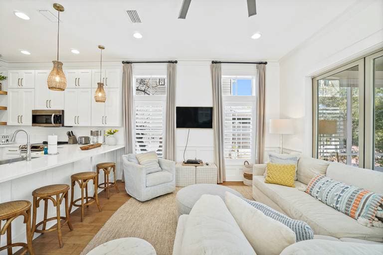 Georgia Peach at the Beach - Image 7