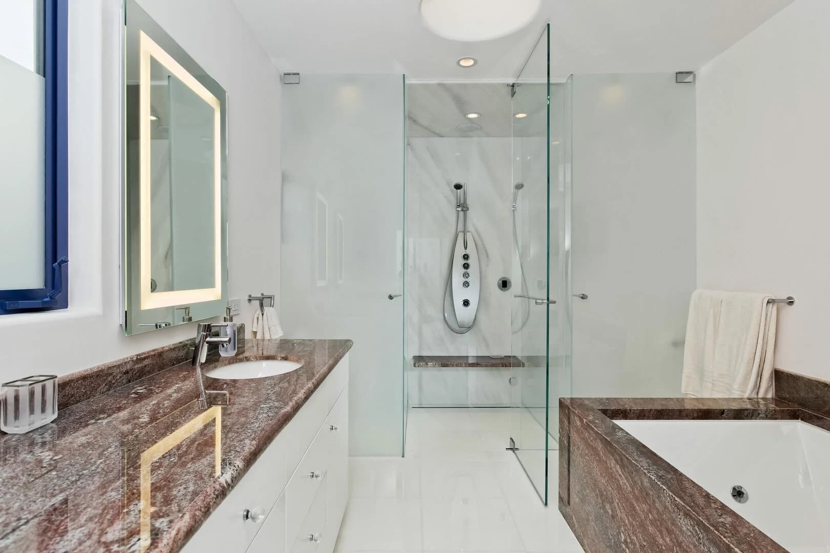 Sea Glass Malibu - Image 13